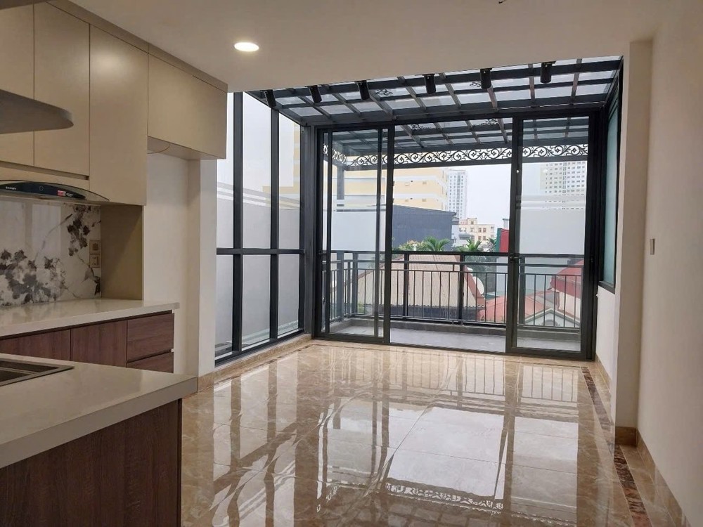 Bán Nhà Thịnh Liệt 45M2. 6 Tầng. Mặt Tiền 3.5M. Giá 19.5 Tỷ Hoàng Mai Hà Nội