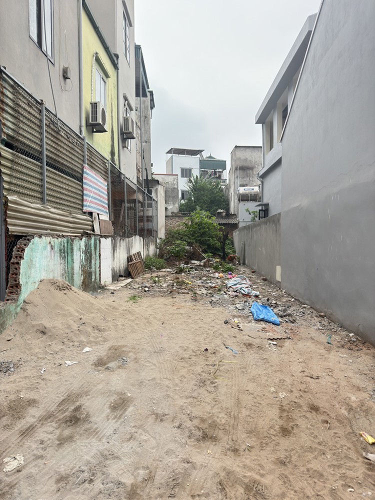 Bán Đất Ngọc Thuỵ Trong Đê 100M Ngõ Thông Oto, Gần Khai Sơn Chỉ Hơn 15T Còn Tl