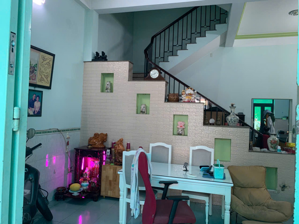 Chính Chủ Cần Bán Nhanh Lô Đất Tặng Kèm Nhà Cấp 4 Tại Quận Bình Tân, Tp Hcm