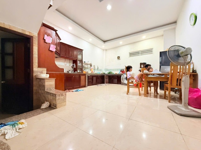 Bán Nhà Đường Số 10, Phường Tăng Nhơn Phú, Q9, Thủ Đức, Tp Hcm. Dt 91M2, 3 Tầng, 4Pn, Sổ Hồng,