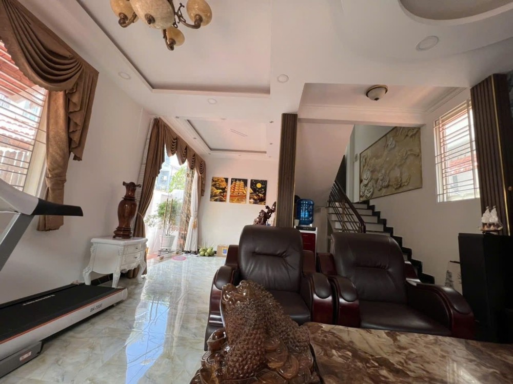 Bán Nhà 2 Mặt Tiền, Vị Trí Đẹp Tân Xuân Hóc Môn