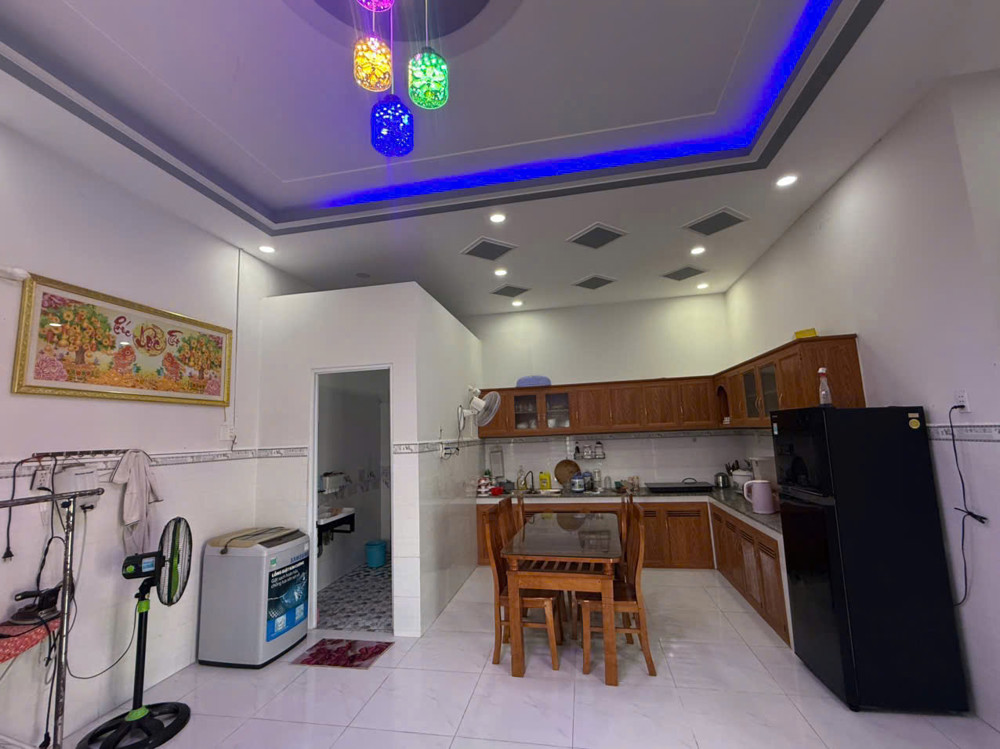 Bán Nhà Vườn Diện Tích Lớn – Sổ Riêng Tại Long An – Dọn Vào Ở Ngay