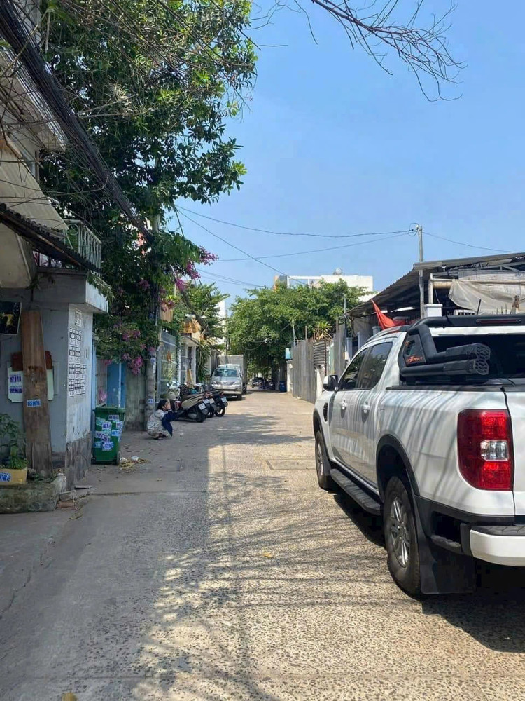 Bán 180M² Đất Tặng Quán Cafe Đang Kinh Doanh – Quốc Lộ 13 – Hiệp Bình Phước – Tp Thủ Đức