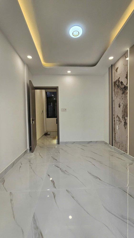 Bán Nhà Mới Cách 2 Căn Ra Mặt Tiền Đối Diện Q1 Đúc 4 Tấm Có 5Đ - Tiên Kinh Doanh Vs Ở