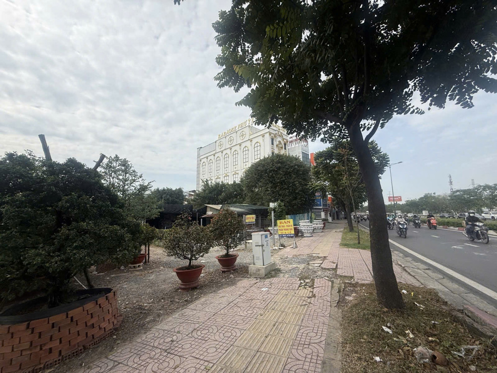 Bán Đất Mt Phạm Văn Đồng - Gần Kha Vạn Cân, 6164M2, 1 Sổ - Chính Chủ, Chào 520 Tỷ