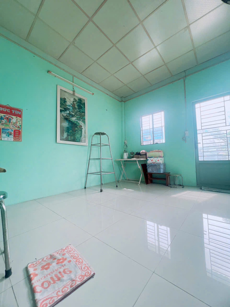 Bán Nhà Sát Mặt Tiền Đối Diện Q1 Ngang 3.65 X 9 Có 3 Tỷ