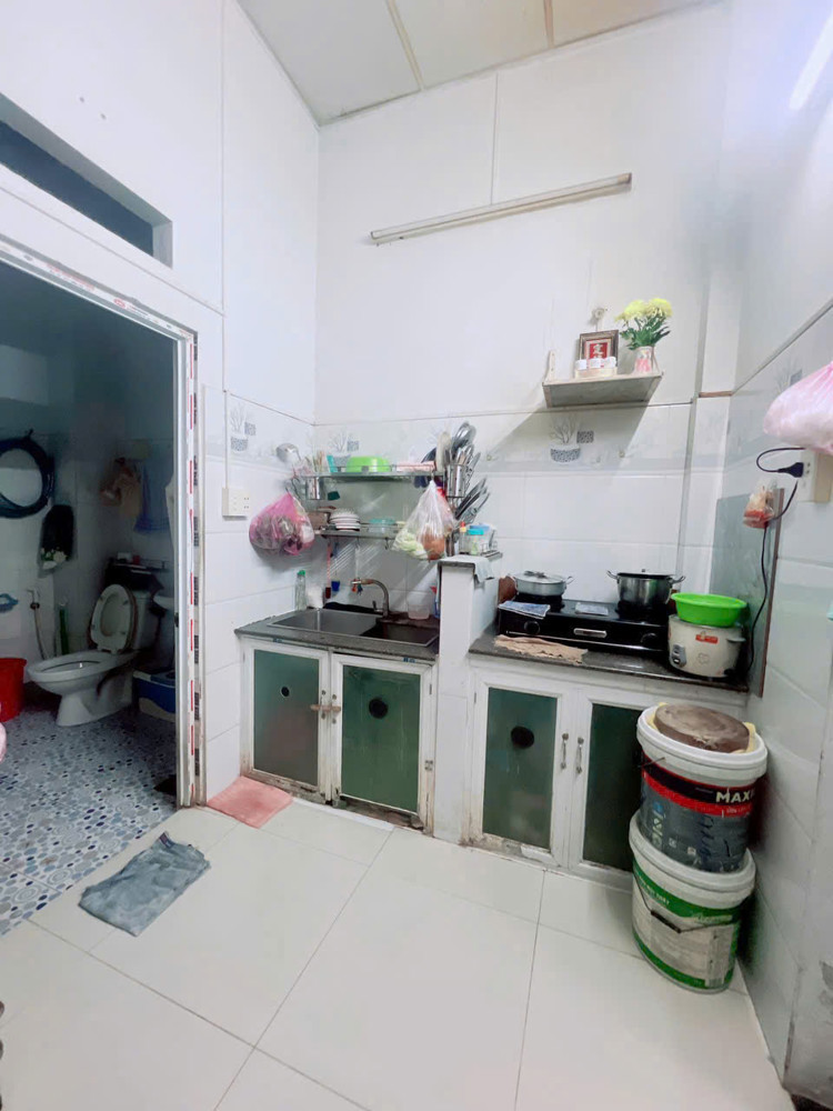 Bán Nhà Sát Mặt Tiền Đối Diện Q1 Ngang 3.65 X 9 Có 3 Tỷ