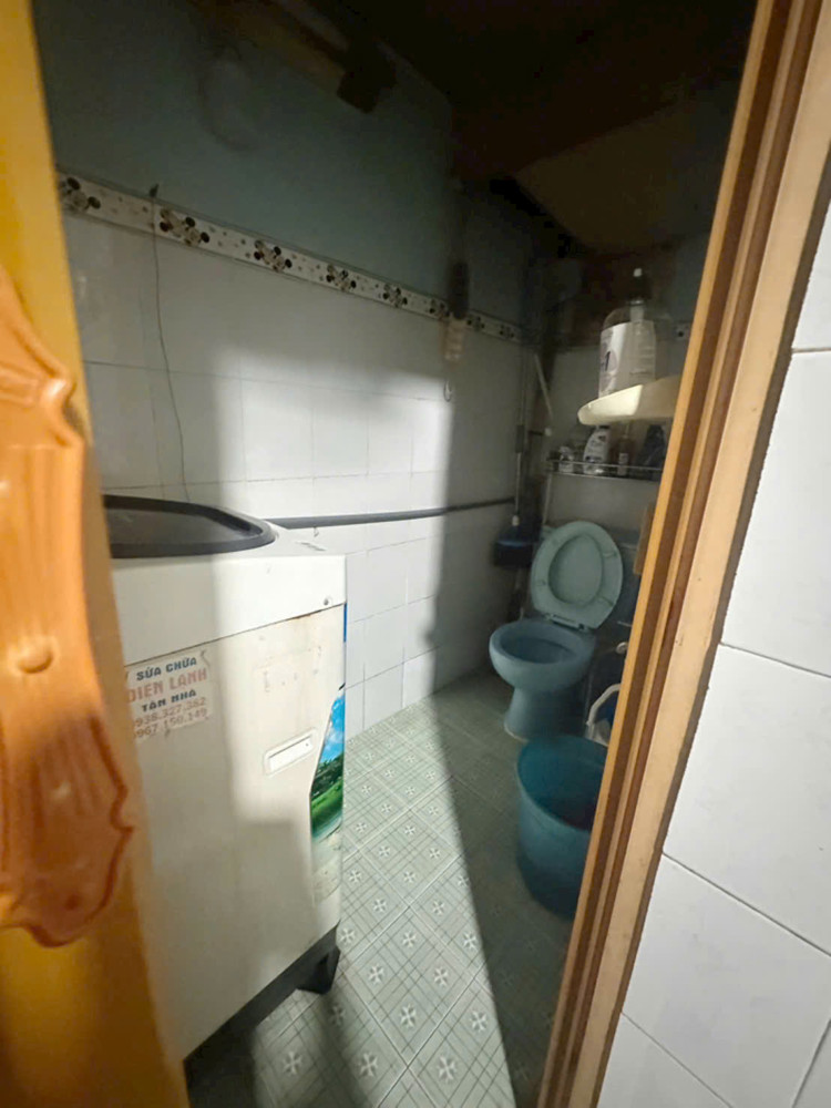 Bán Nhà Phường 4 Q4ngang 3.6 Dài 5.5 Có 2 Tỷ