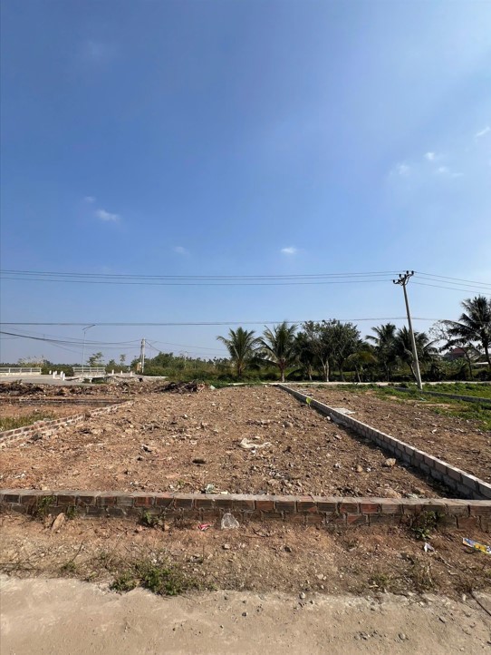 Đất Đẹp Lâm Động – 2 Mặt Ngõ Thoáng – Diện Tích Rộng Cực Hiếm