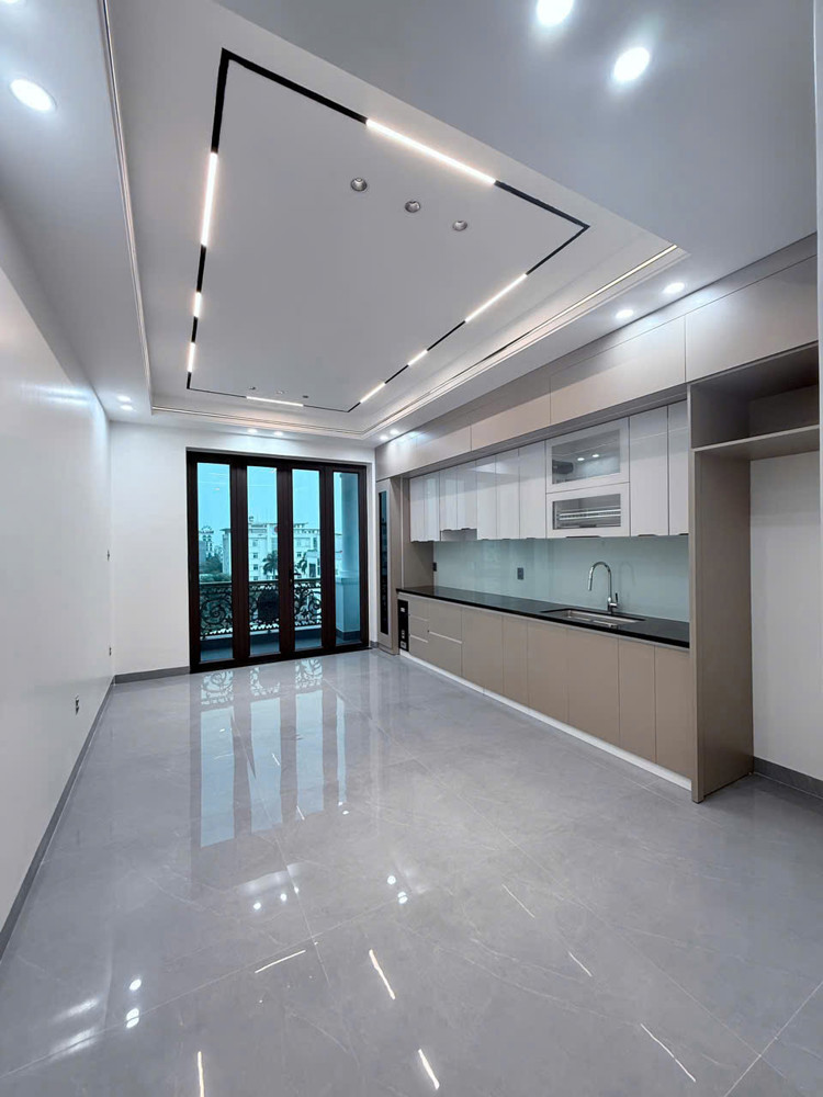 Bán Nhà 6 Tầng Có Thang Máy Tuyến 2 Lê Hồng Phong – Hải An – Diện Tích 60M² – Giá 12,5 Tỷ