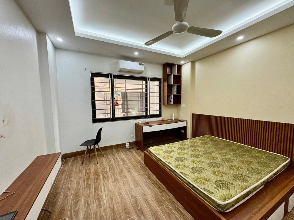 Bán Nhà Võ Chí Công 35M 6T Thang Máy Chỉ 10,9 Ngõ Rộng Thoáng- Khu Vực Dân Trí An Ninh Tốt