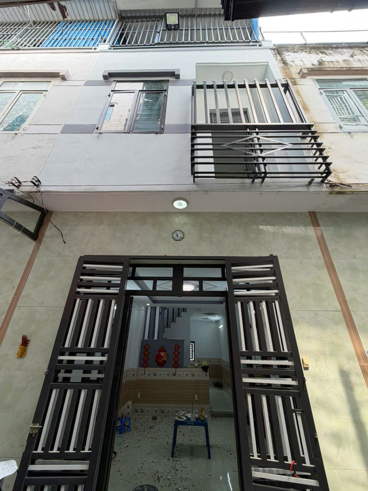 Nhà Ngay Đầu Đường Tân Phước Giáp Mặt Tiền , Chính Chủ Shr Cần Bán