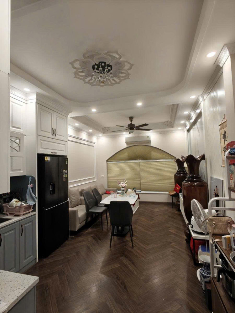 Bán Nhà Bồ Đề 43M 6 Tầng Mt4m Thang Máy Gara Ô Tô Hơn 16 Tỷ