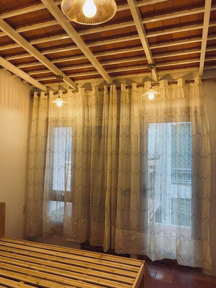 Nhà Mới 3 Tầng Sát Biển 100M – Ô Tô Tận Cửa – Full Nội Thất – 11 Tỷ