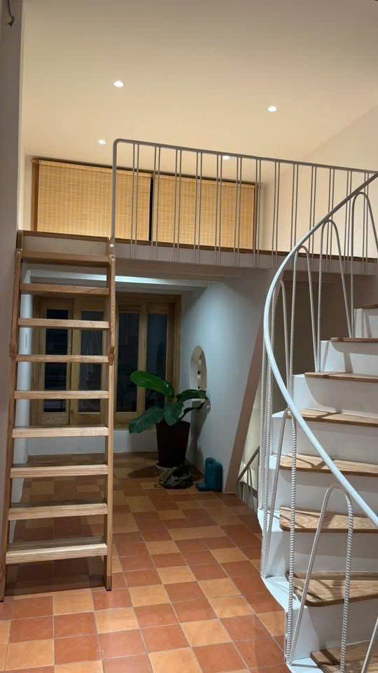 Nhà Mới 3 Tầng Sát Biển 100M – Ô Tô Tận Cửa – Full Nội Thất – 11 Tỷ