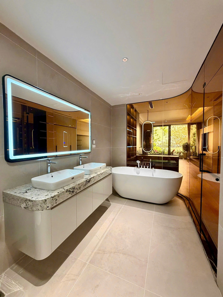 Bán Nhà Phường Bồ Đề Dt 50M 4 Tầng, Ngõ Rộng Ô Tô 7 Chỗ Qua Nhà Chỉ 7.5Tỉ