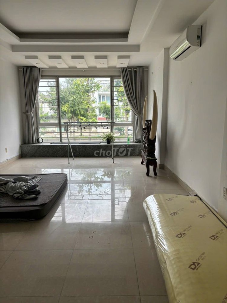 Chính Chủ Cho Thuê Nhà Nguyên Căn 99M2, 4 Phòng Ngủ Tại Phường Tân Thới Nhất, Quận 12