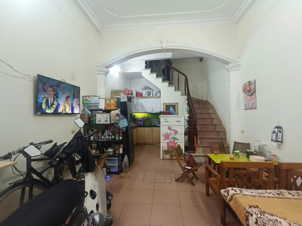 Bán Nhà Trương Định 33M2. 5 Tầng. Mặt Tiền 4M. Giá 8.48 Tỷ Hoàng Mai Hà Nội