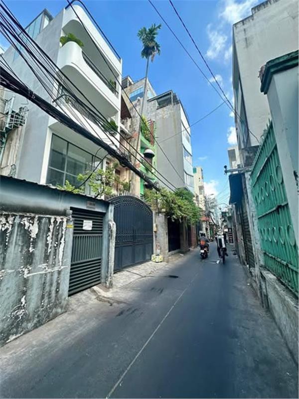 Nhà Hxh Đường Cách Mạng Tháng Tám Phường 13 Quận 10 (P. Hoà Hưng Mới)