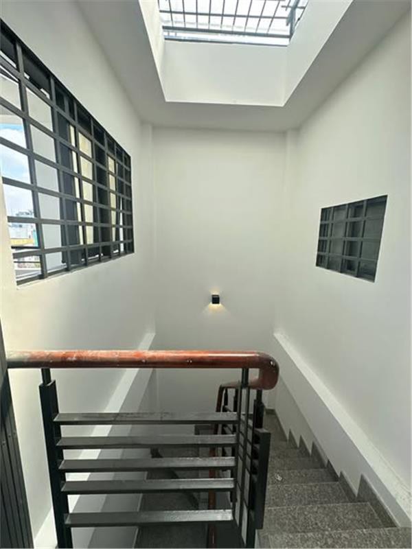 Nhà Hxh Đường Cách Mạng Tháng Tám Phường 13 Quận 10 (P. Hoà Hưng Mới)