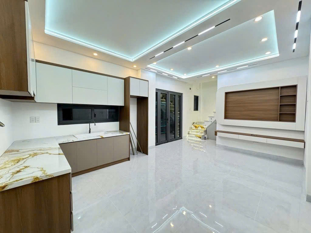 Căn Góc 2 Mặt Tiền Thông Thoáng 4 Ty 5