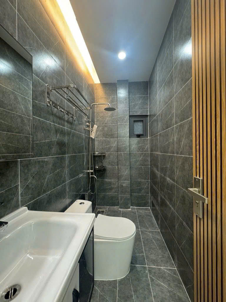 Căn Góc 2 Mặt Tiền Thông Thoáng 4 Ty 5