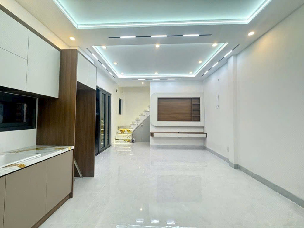 Căn Góc 2 Mặt Tiền Thông Thoáng 4 Ty 5