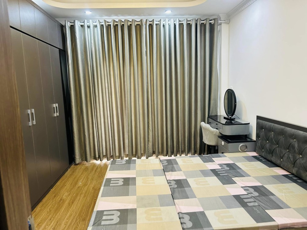 Bán Nhà Phúc Lợi 5 Tầng –3 Bước Đến Trường - Hàng Xóm Vin Chỉ - 7.1 Tỷ