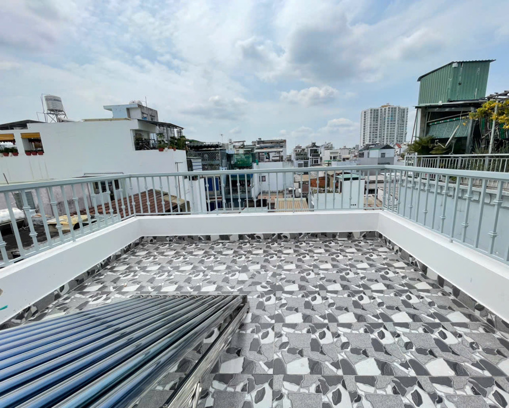 Bán Nhà Ngay Đặng Chất Q8, 4X12m, 3 Tầng, Hẻm 5M, 7 Tỷ 990 Nhà Đẹp Ở Ngay