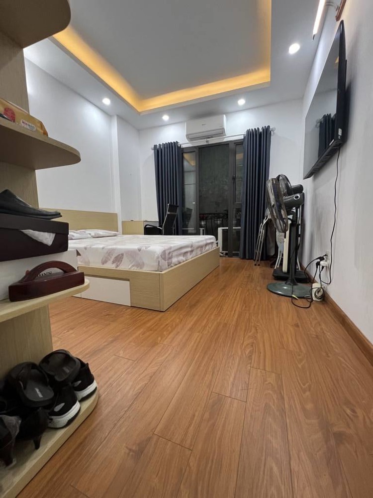 Bán Nhà Phúc Lợi 5 Tầng –3 Bước Đến Trường - Hàng Xóm Vin Chỉ - 7.1 Tỷ