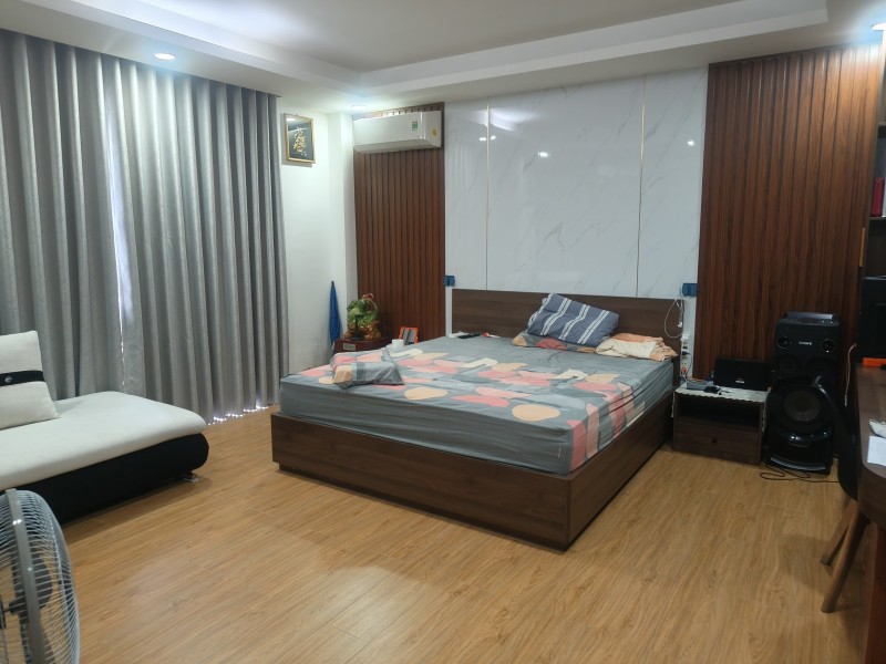 Bán Biệt Thự Liền Kề Q2, Phường Cát Lái, Tp Hcm. Dt 120M2, 3 Tầng. Giá 16.9 Tỷ, Sh, N2