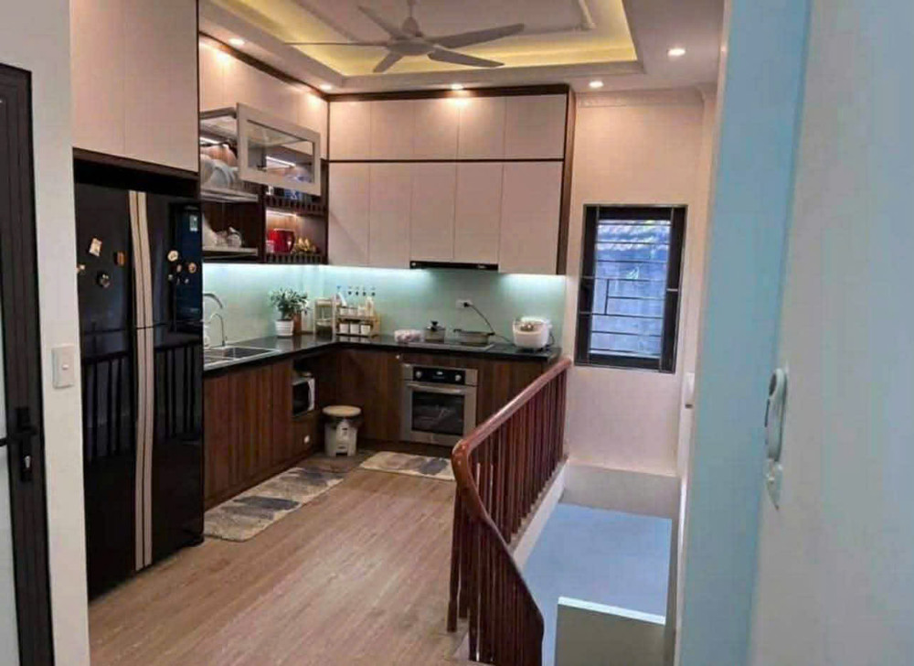 Đặng Văn Ngữ – Diện Tích 56M² – 4 Tầng – Mặt Tiền 6M