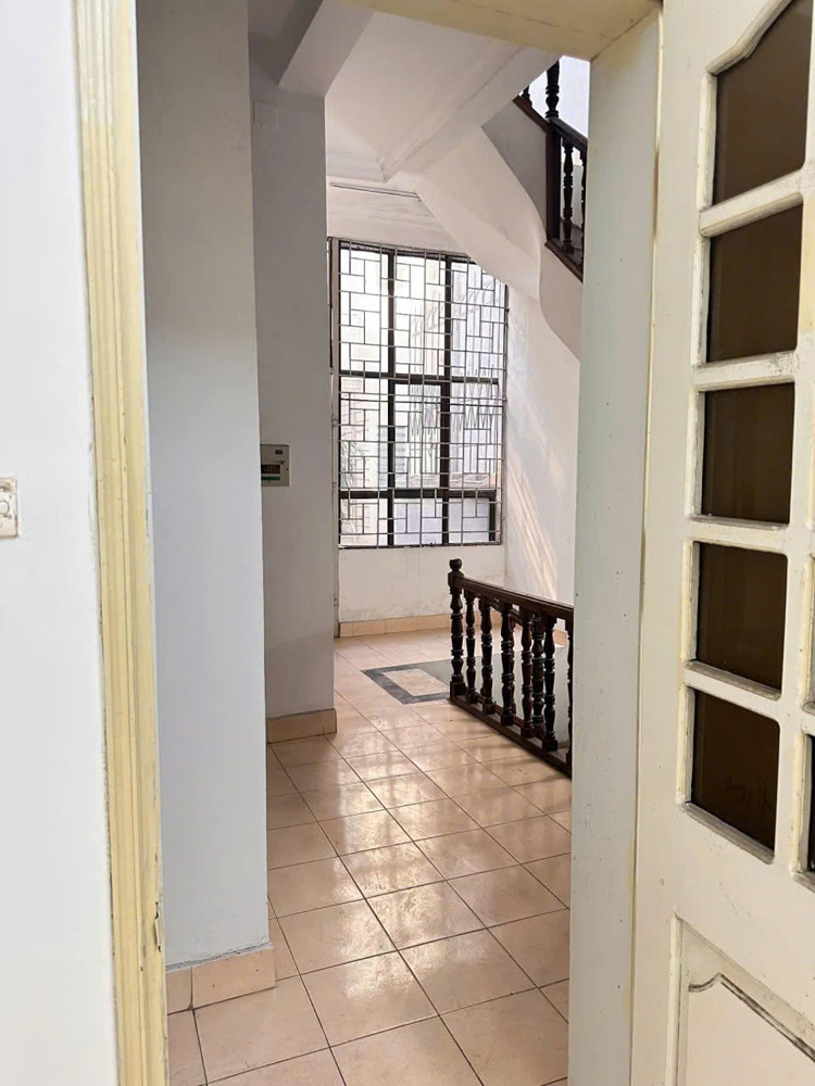 Cho Thuê Nguyên Căn Đặng Tiến Đông - 80M 3T, 3 Ngủ, 15Tr 0903258273