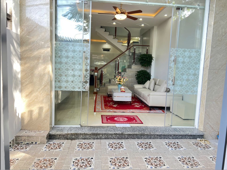 Bán Nhà Mặt Ngõ Ô Tô Tránh Nhau Phố Lê Lai – Vị Trí Kinh Doanh Đẹp, Tiềm Năng Tăng Giá Cao