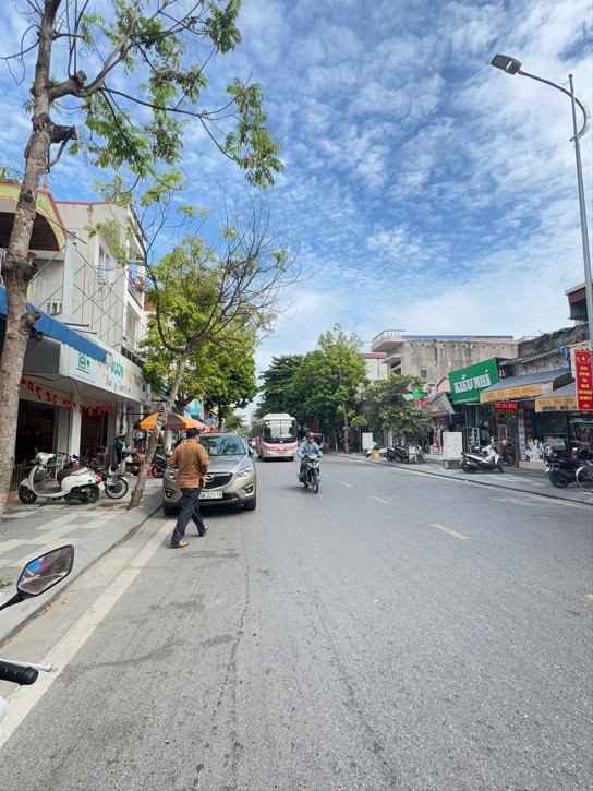 Căn Nhà Mặt Phố Đẹp Nhất Trung Tâm Kiến An 213M² – Vừa Ở, Vừa Cho Thuê, Lợi Nhuận Cao