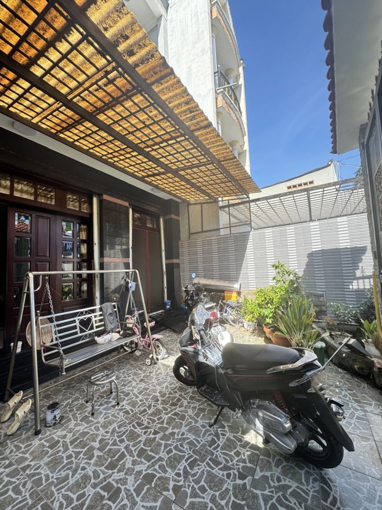 Bán Nhà 4 Tầng Đường 182 Tăng Nhơn Phú A Thủ Đức - 156M2 - Ngang 6.6M - 17.5 Tỷ