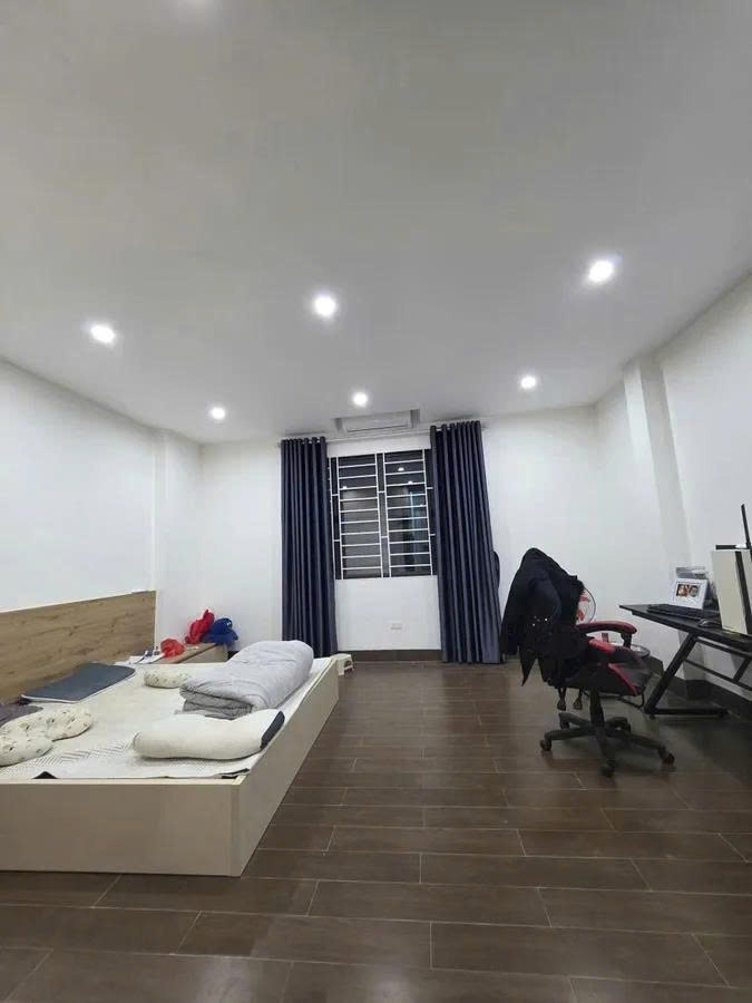 Bán Nhà Cầu Am - Hà Đông Lô Góc - Ngõ Thông - Nhà Đẹp Ở Ngay - 36M² - 5 Tầng - 9.X Tỷ