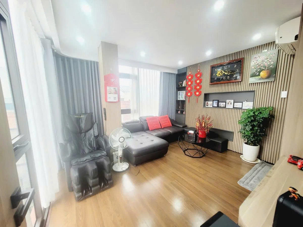 Bán Nhà Vạn Phúc – Hà Đông Lô Góc – Thang Máy – Kinh Doanh - 46M² - 6 Tầng - 11.X Tỷ