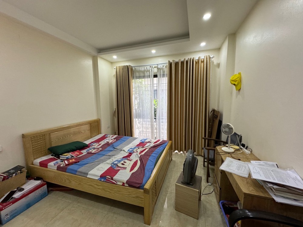 Bán Nhà Ngõ 424 Ngọc Thuỵ 42M X 4T, Oto Vào Nhà Chỉ Hơn 7T Còn Tl