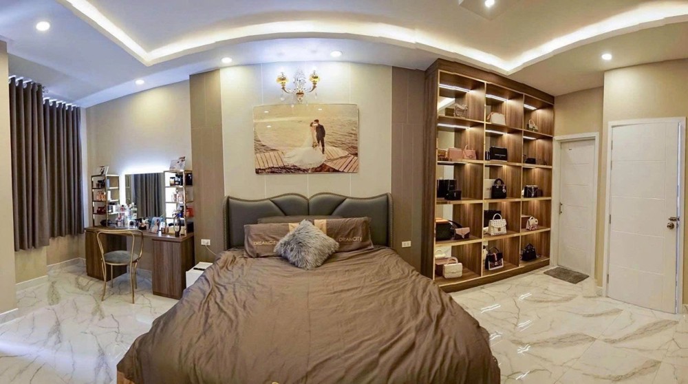 Nhà Quận 4 Đường Tôn Đản - 4,1Mx11m- Giá 7 Tỷ