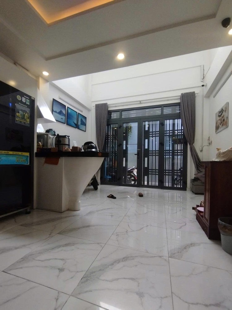 Nhà Quận 4 Đường Tôn Đản - 4,1Mx11m- Giá 7 Tỷ