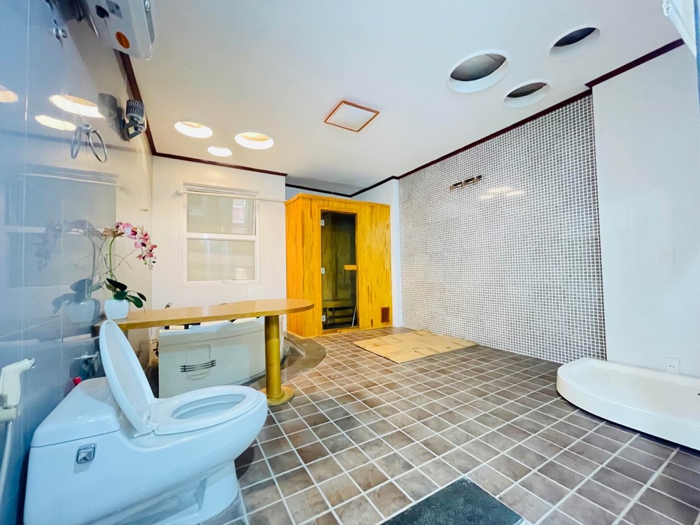 Sát Thuỵ Khuê Tây Hồ - Nhà Đẹp 6 Tầng - Full Nội Thất - Ô Tô Tránh - Sổ Vuông Đẹp - An Ninh Đảm Bảo