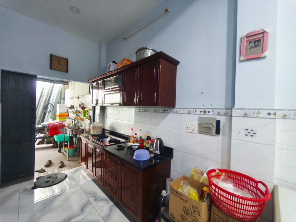 Bán Nhà Mặt Tiền Đường, Gần Bến Xe Ăn Sương