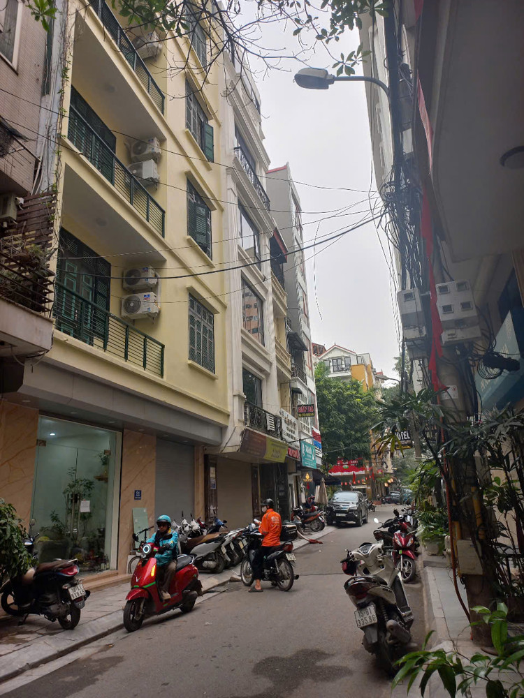 Bán Nhà Đỗ Quang, Dt62m 6T Thang Máy, Vỉa Hè, Oto Tránh, Kinh Doanh, Vp, Hơn 30 Tỷ