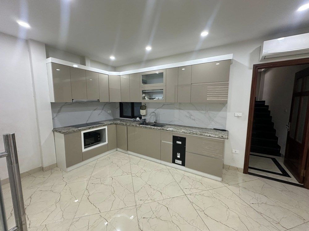 Bán Nhà Đỗ Quang, Dt62m 6T Thang Máy, Vỉa Hè, Oto Tránh, Kinh Doanh, Vp, Hơn 30 Tỷ