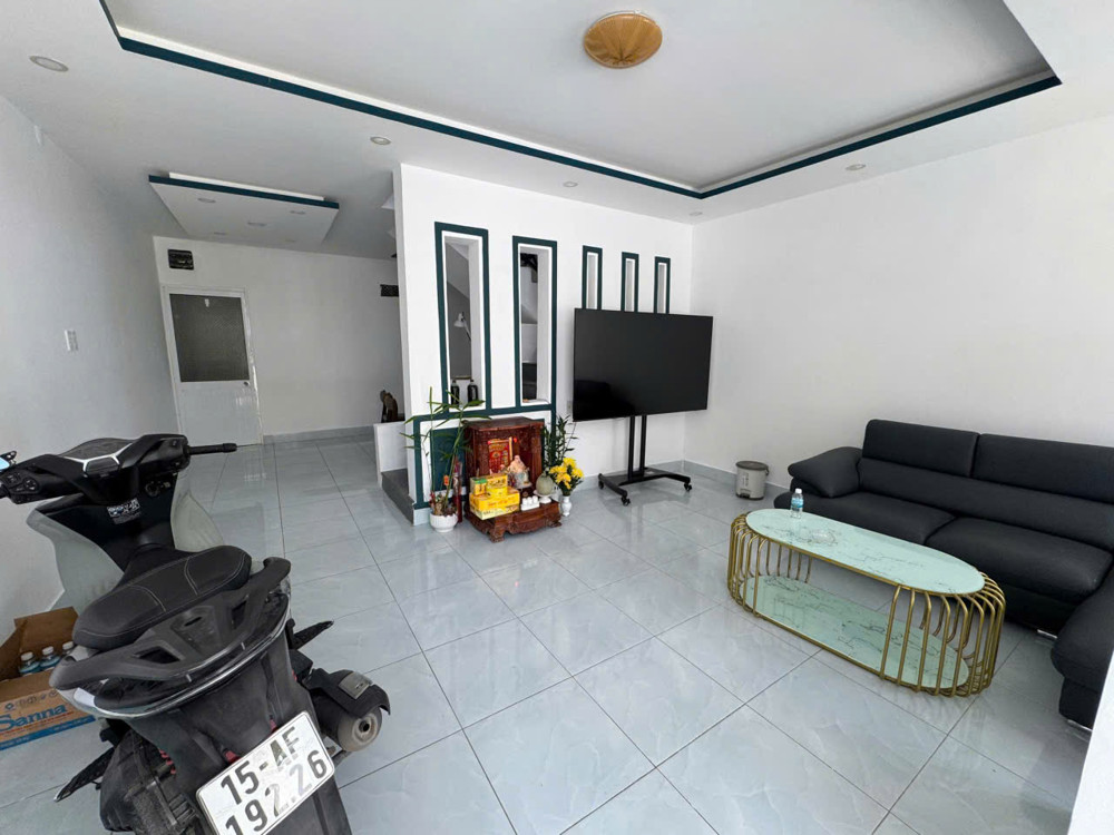 Nhà Vĩnh Thạnh – 2 Mặt Tiền – Ô Tô Ra Vào – Giá Mềm