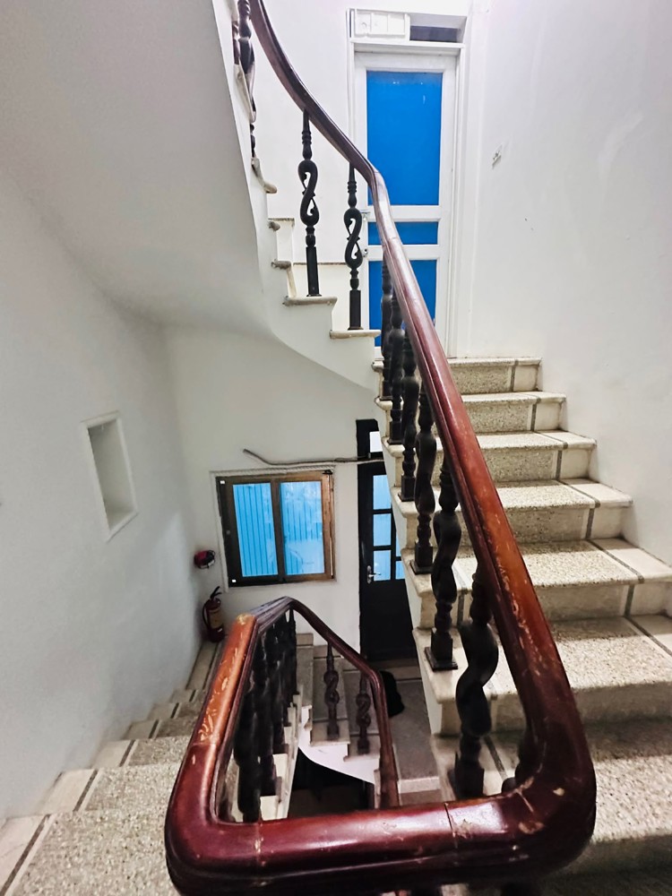 Bán Nhà Đường 8/3. 43M2. 5 Tầng. Mặt Tiền 4.2M. Giá Đẹp 16 Tỷ Hai Bà Trưng Hà Nội