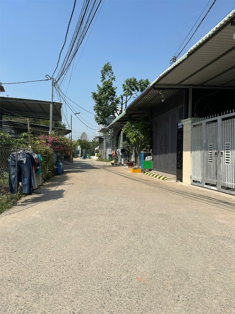 Hót Hót Nhà Đẹp – Giá Tốt Cần Bán Gấp Nhà Tại Phường Tân Đông Hiệp, Thành Phố Dĩ An, Bình Dương