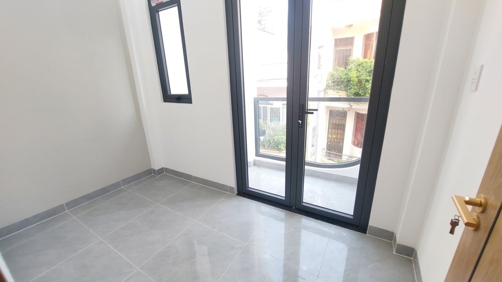 Nhà Đẹp Hẻm Xe Hơi Rạch Âu Dương Lân – Q8 – 3.3/3.9M X10m – 3 Tầng – Giá 6.8 Tỷ