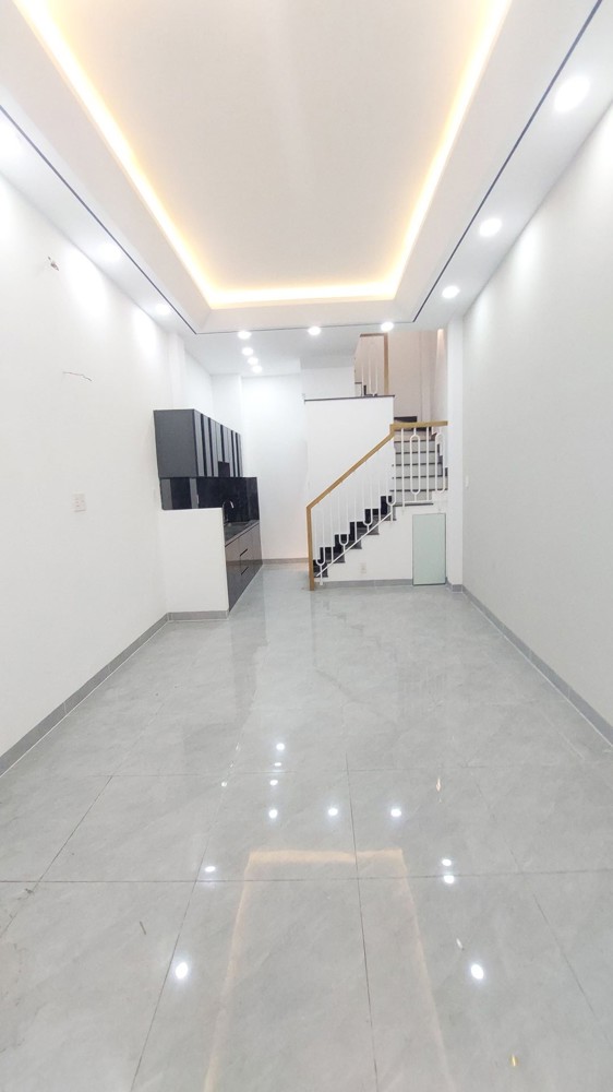 Nhà Đẹp Hẻm Xe Hơi Rạch Âu Dương Lân – Q8 – 3.3/3.9M X10m – 3 Tầng – Giá 6.8 Tỷ